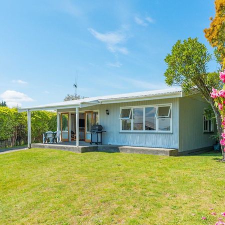 Lakeview Cottage - Rainbow Point Holiday Home Taupo Exterior foto